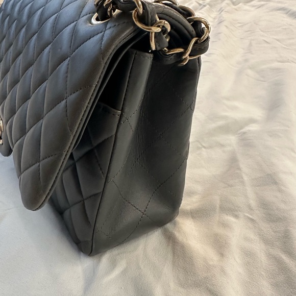 ❌SOLD❌ Authentic Chanel Jumbo Double Flap Dark Gray with Silver Hardware - Picture 2 of 15